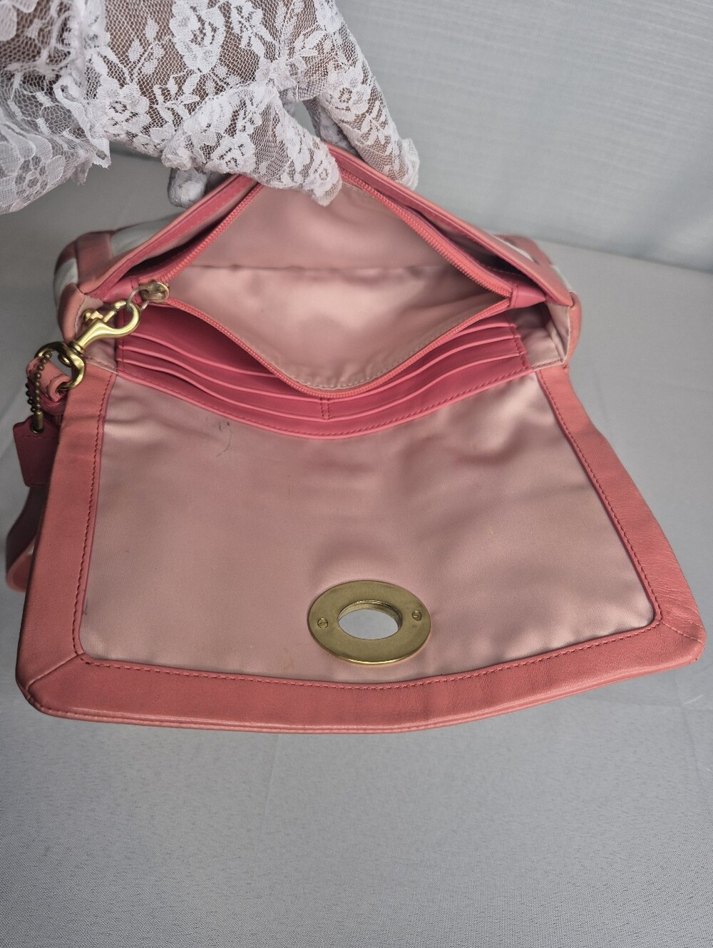Coach Pink & White Two-Tone Leather Handbag Set EUC - Picture 16 of 17